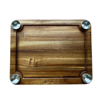 Snijplank met dipschaaltjes