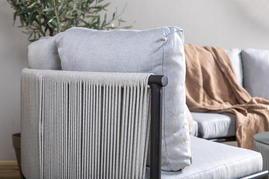 Virya Halvemaan Sofa Set