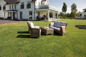 Vikelund bankgroep met salontafel