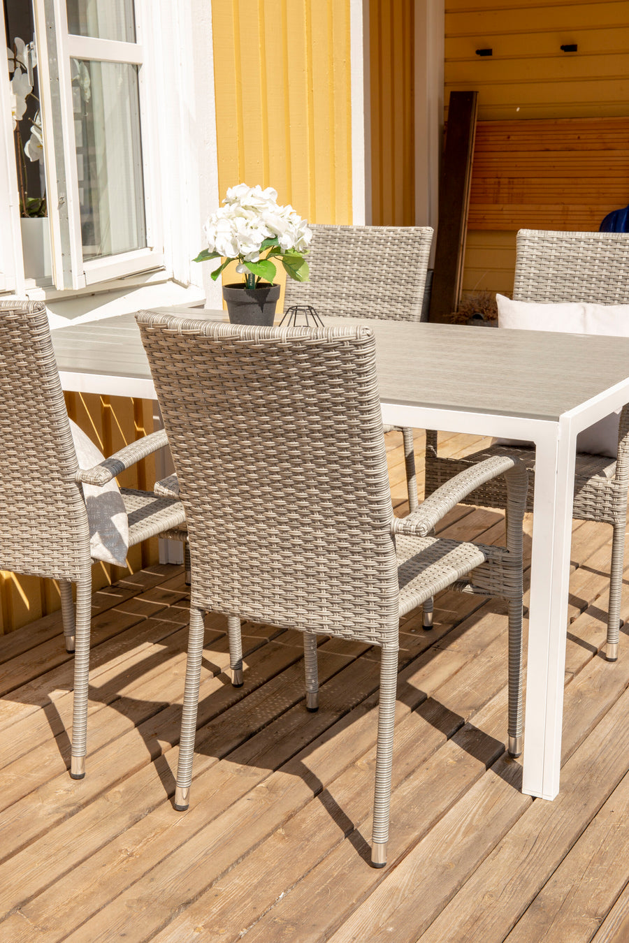 Eetgroep Break met de stoelen Anna 