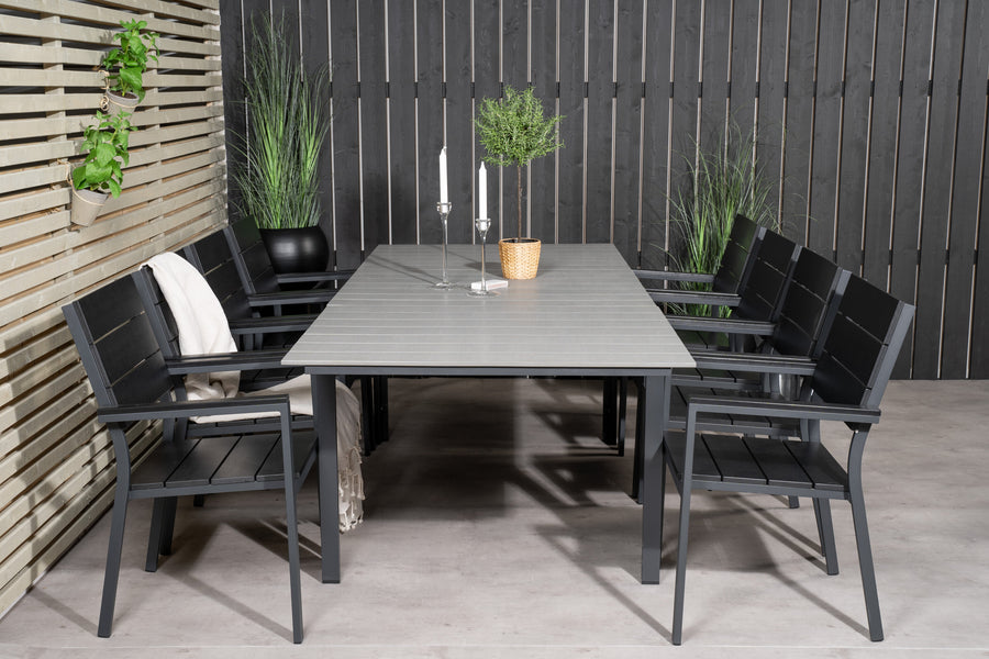 De eettafel Levels met de stoelen Levels 