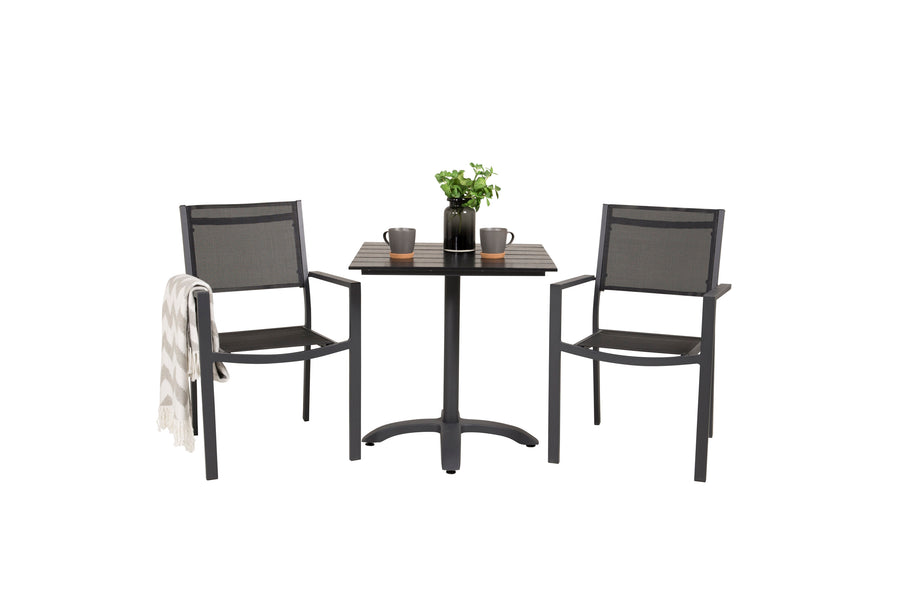 Eettafel Colorado met de stoelen Copacabana 