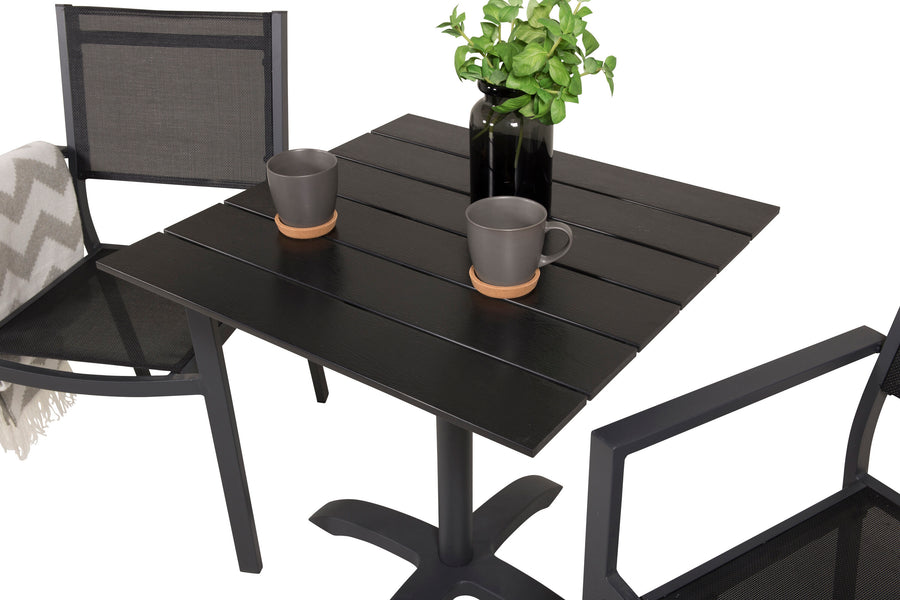 Eettafel Colorado met de stoelen Copacabana 