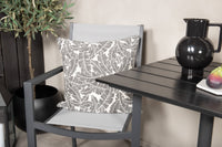 De eettafel Colorado met de stoelen Copacabana 