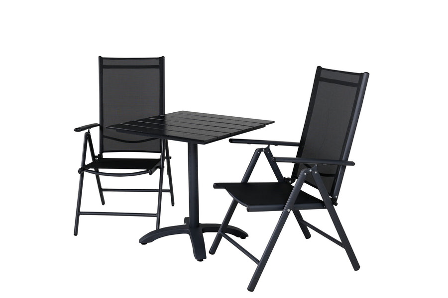 De eettafel Colorado met de stoelen Break 