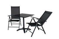 De eettafel Colorado met de stoelen Break 