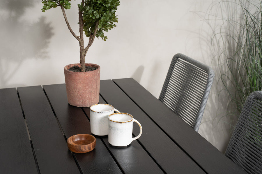 Eetgroep Denver met de stoelen Lindos 