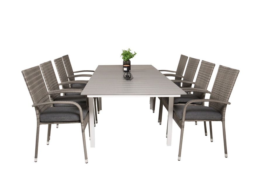 Eetgroep Levels met de stoelen Anna 