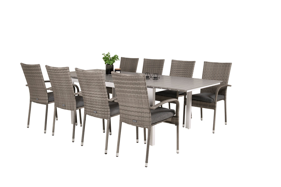 Eetgroep Levels met de stoelen Anna 