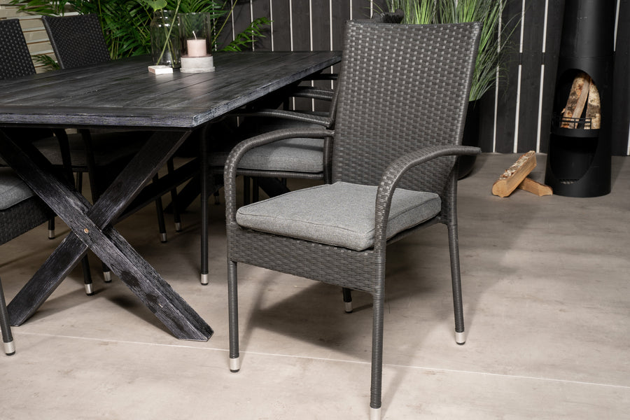 Eetgroep Rives met de stoelen Anna 