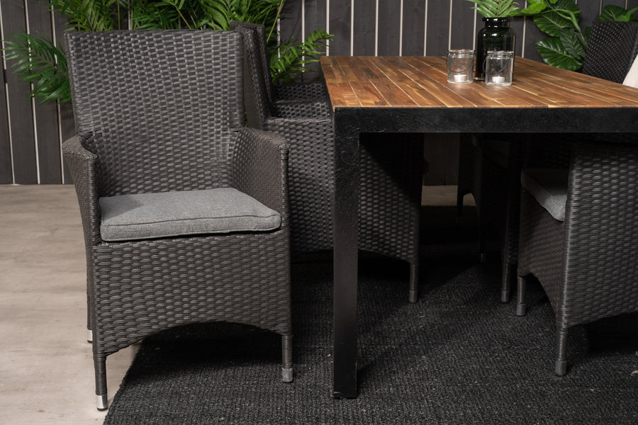 Eetgroep Bois met de stoelen Malin 