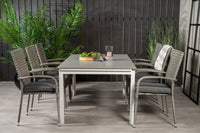 Eetgroep Levels met de stoelen Anna 