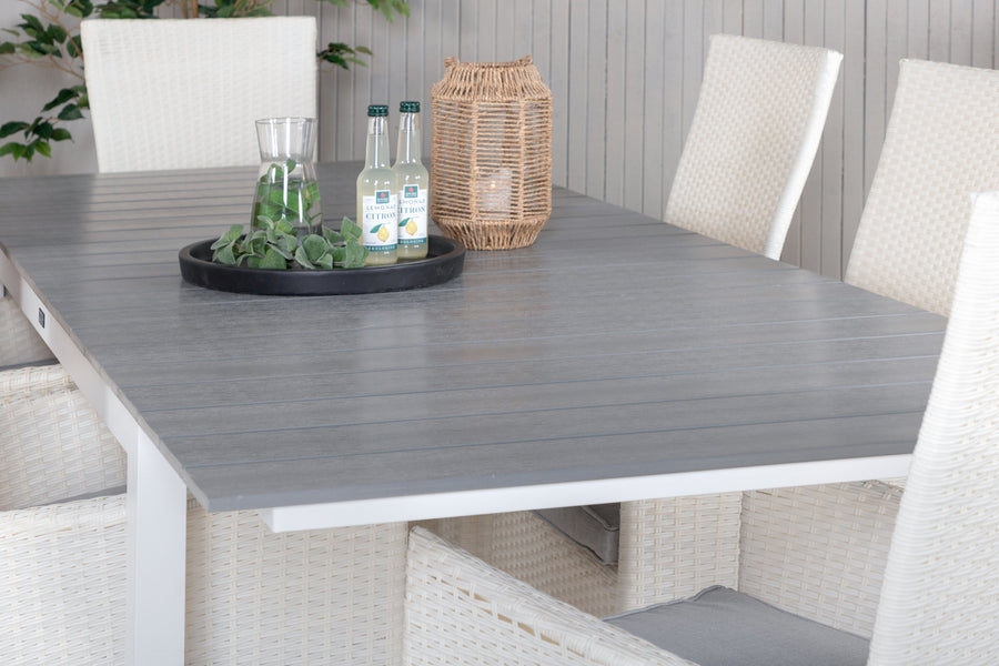 Eetgroep Levels met de stoelen Padova 