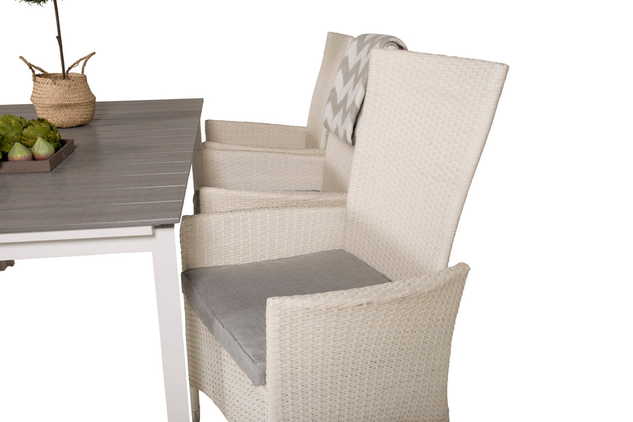 Eetgroep Levels met de stoelen Padova 