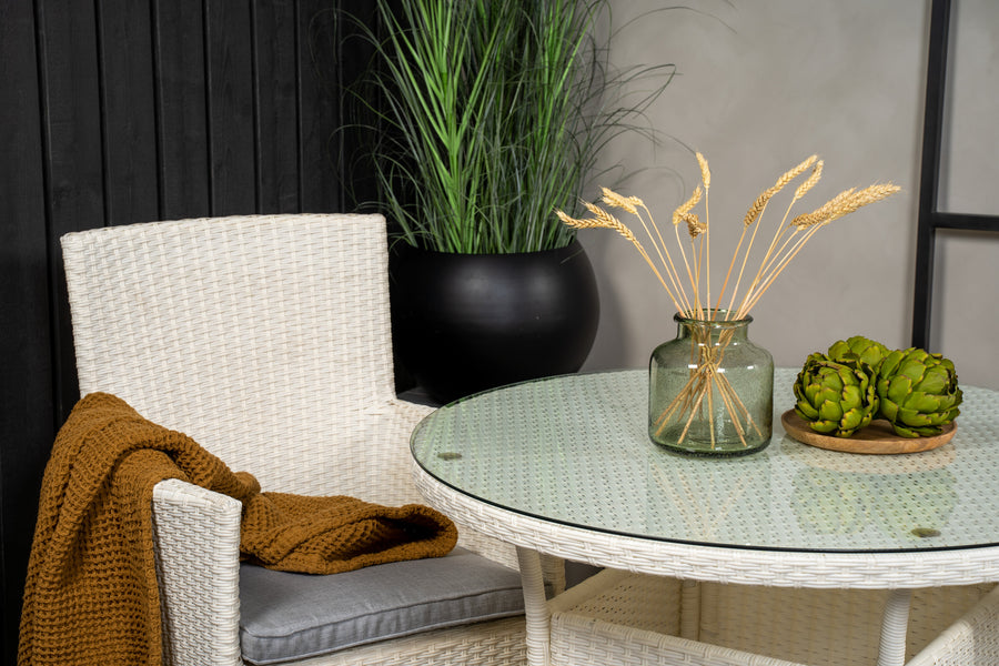 Eetgroep Volta met de stoelen Malin 