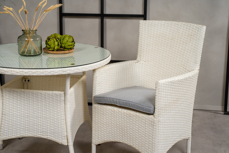 Eetgroep Volta met de stoelen Malin 