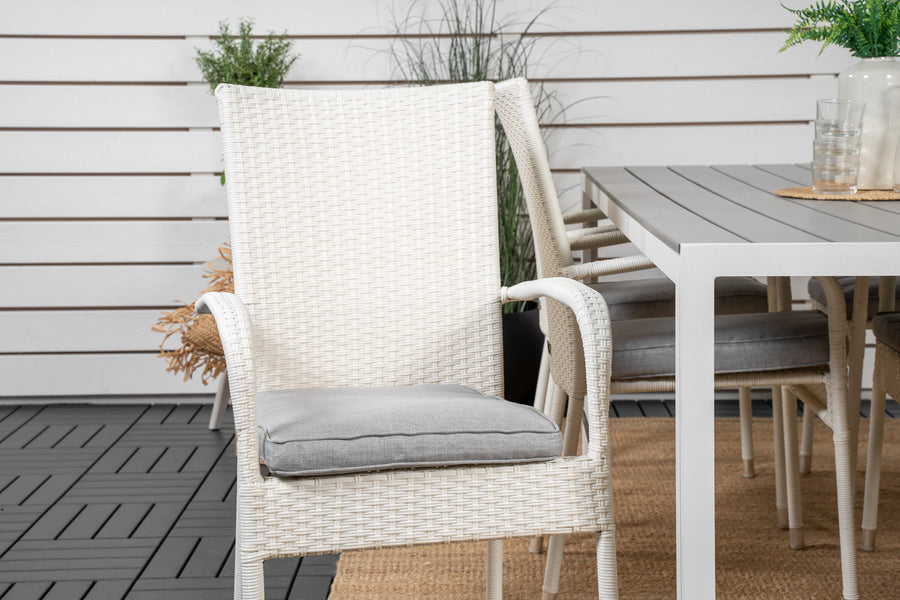 Eetgroep Break met de stoelen Anna 