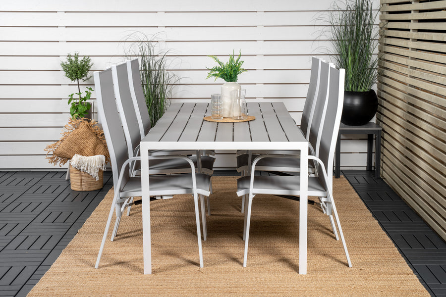 Eetgroep Break met de stoelen Copacabana 