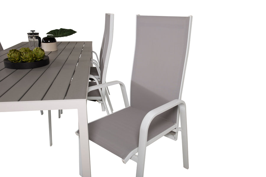 Eetgroep Break met de stoelen Copacabana 