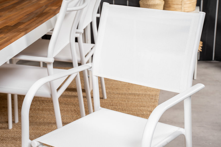 Eetgroep Bois met de stoelen Santorini 