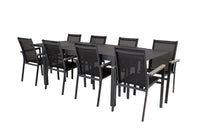De eettafel Marbella met de stoelen Parma 