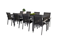 De eettafel Marbella met de stoelen Parma 