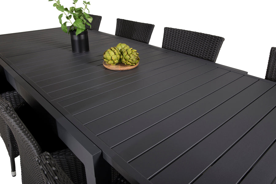 Eetgroep Marbella met de stoelen Knick 