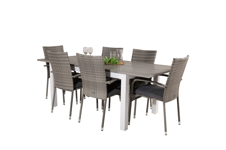 Eetgroep Albany met de stoelen Anna 