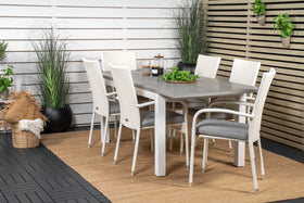 Eetgroep Albany met de stoelen Anna 