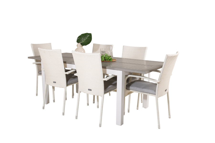 Eetgroep Albany met de stoelen Anna 