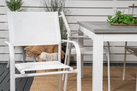 Eetgroep Albany met de stoelen Santorini 