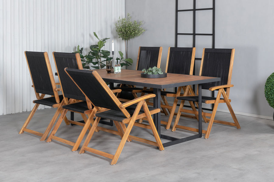Eetgroep Khung met de stoelen Little John 