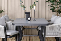 Eetgroep Virya met de stoelen Virya 