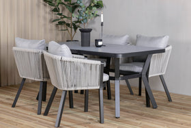 Eetgroep Virya met de stoelen Virya 