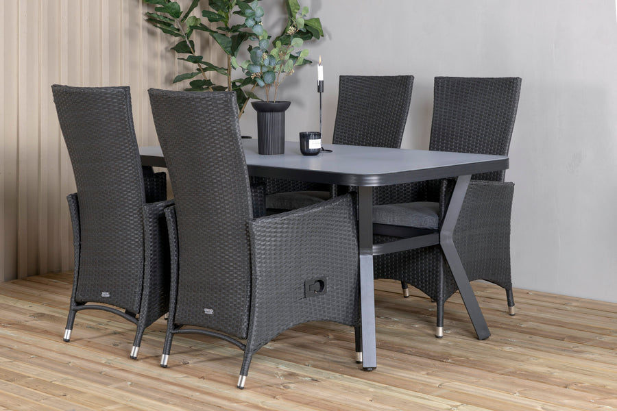 Eetgroep Virya met de stoelen Padova 