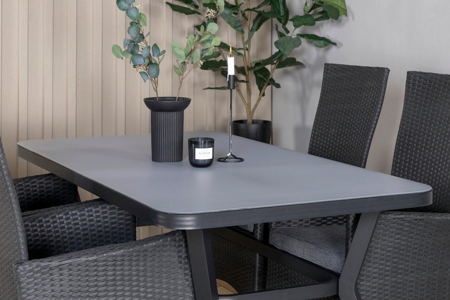 Eetgroep Virya met de stoelen Padova 