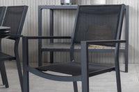 Eetgroep Virya met de stoelen Copacabana 