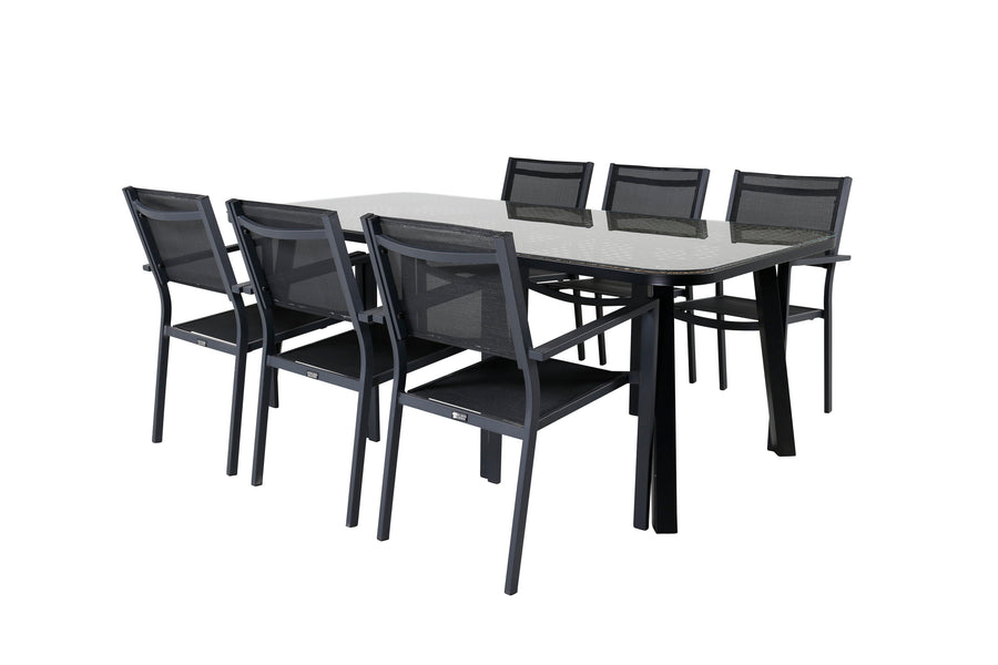 Eetgroep Paola met de stoelen Copacabana 