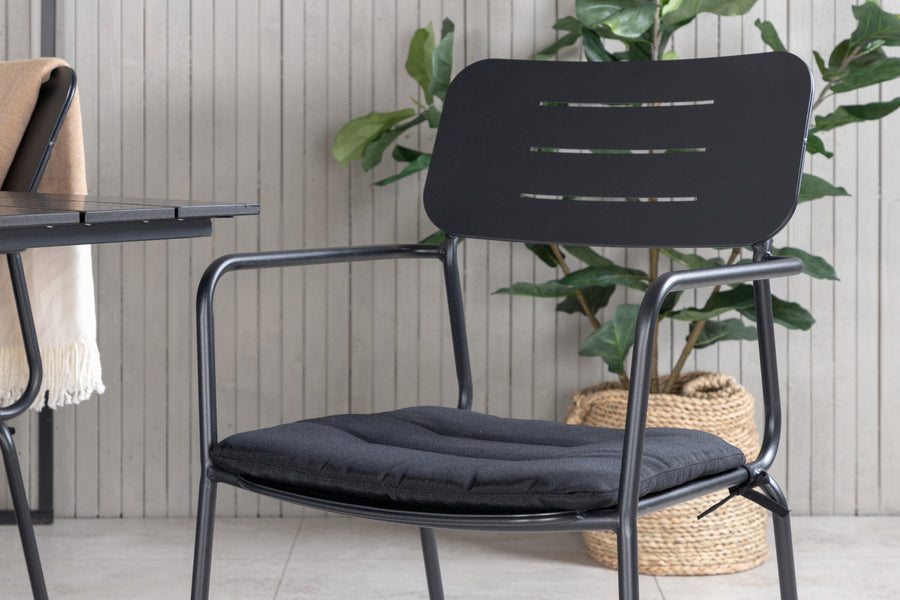 Eetgroep Denver met de stoelen Nicke 