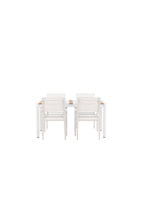 De eettafel Togo met de stoelen Santorini 