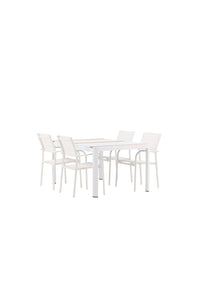 De eettafel Togo met de stoelen Santorini 