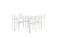 De eettafel Togo met de stoelen Santorini 
