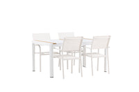 De eettafel Togo met de stoelen Santorini 