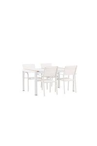 De eettafel Togo met de stoelen Santorini 