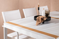 Eettafel Togo met de stoelen Santorini 