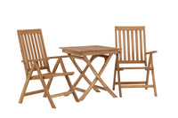 Eetgroep Ghana met de stoelen Kenya 