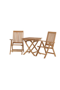 Eetgroep Ghana met de stoelen Kenya 