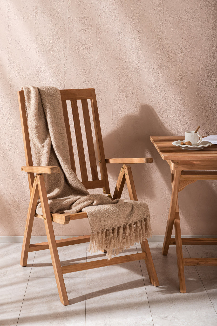 Eetgroep Ghana met de stoelen Kenya 