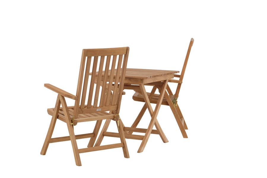Eetgroep Ghana met de stoelen Kenya 