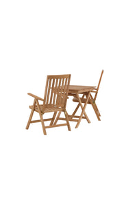 Eetgroep Ghana met de stoelen Kenya 